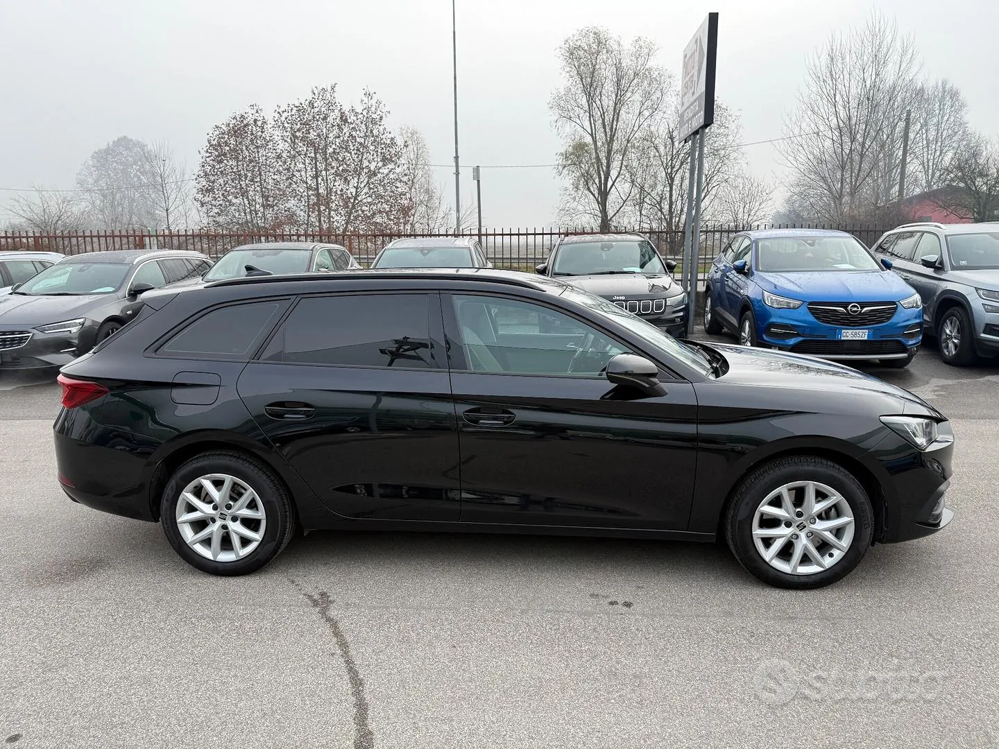 Seat Leon 2023 photo 4
