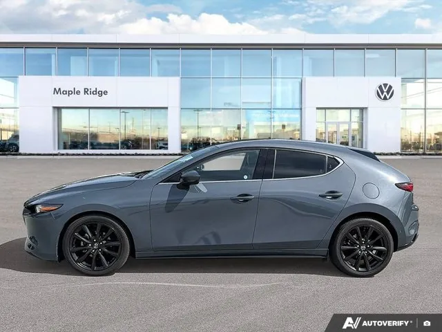 Mazda Mazda3 2019 photo 2