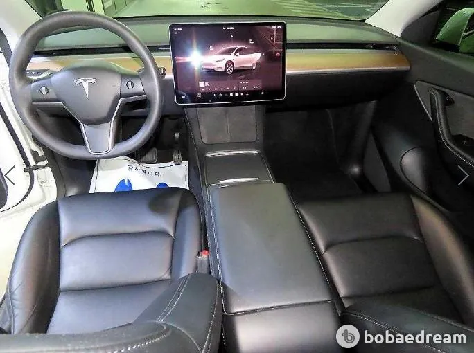 Tesla Model Y 2022 photo 4