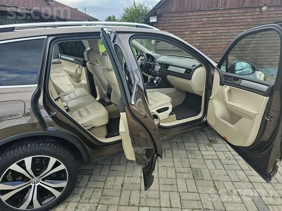 Volkswagen Touareg 2012 photo 5