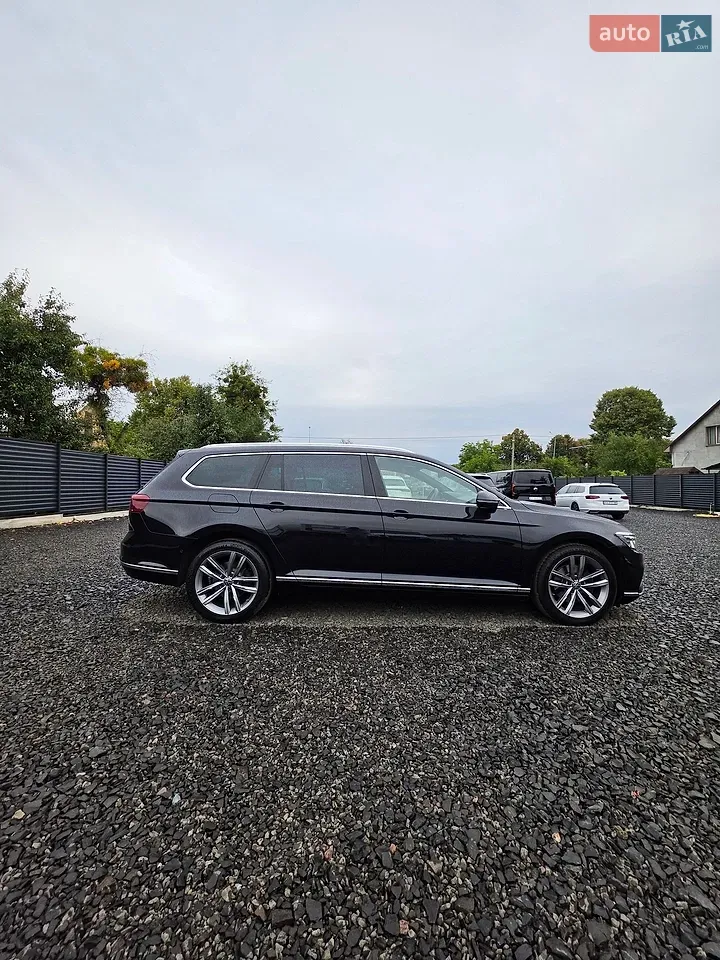Volkswagen Passat 2021 photo 5