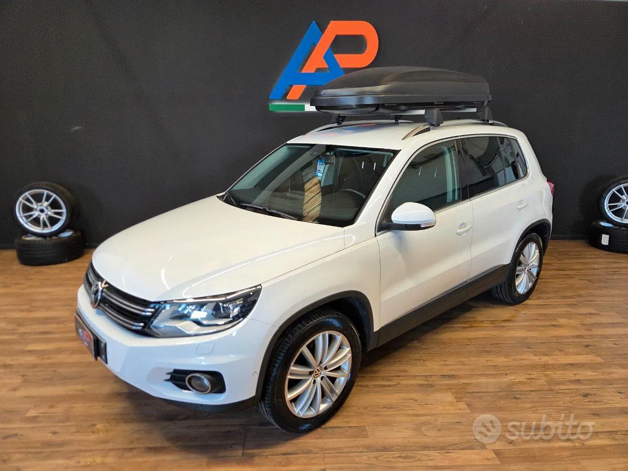 Volkswagen Tiguan 2012 photo 2