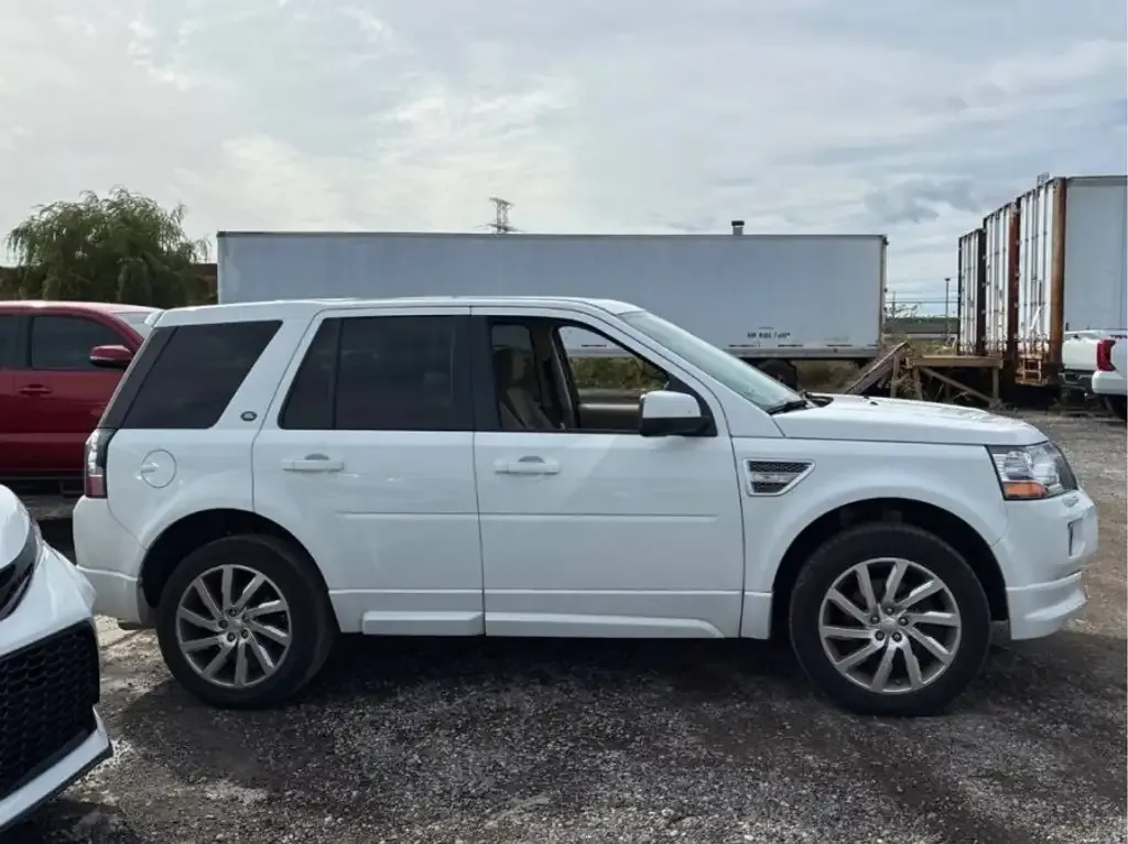 Land Rover Unspecified 2015 photo 5