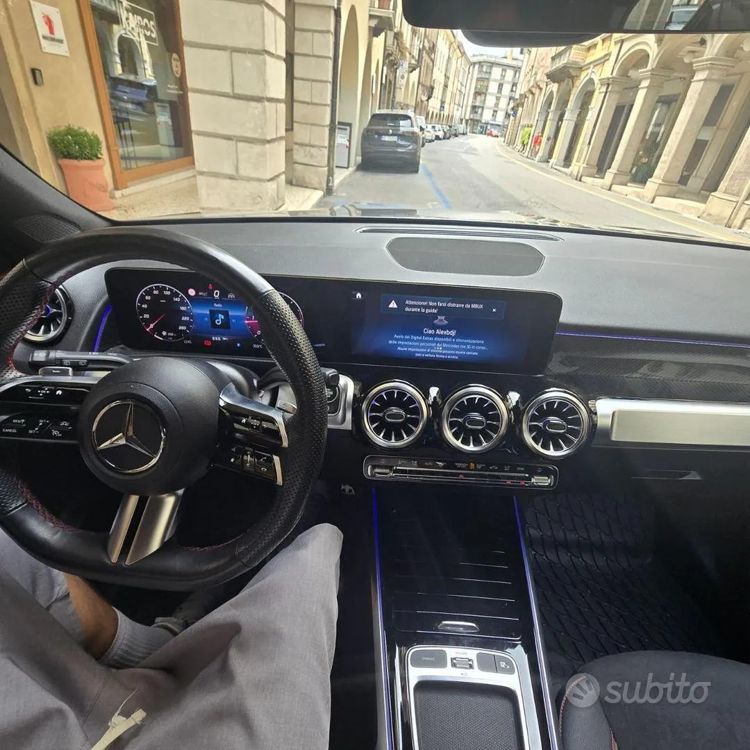 Mercedes-Benz Glb 2024 photo 4