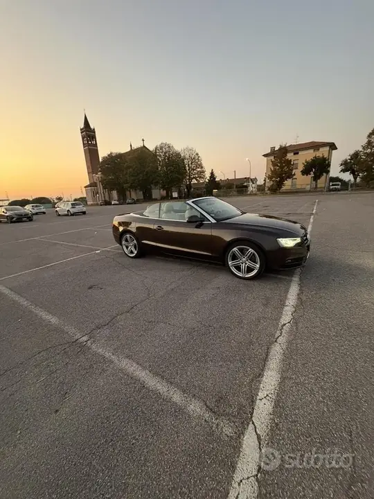 Audi A5 2012 photo 5