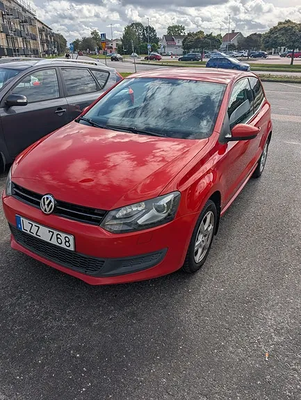 Volkswagen Polo 2012 photo 3