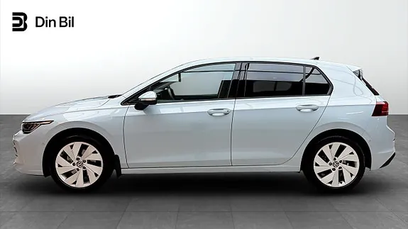 Volkswagen Golf I 2025 photo 2