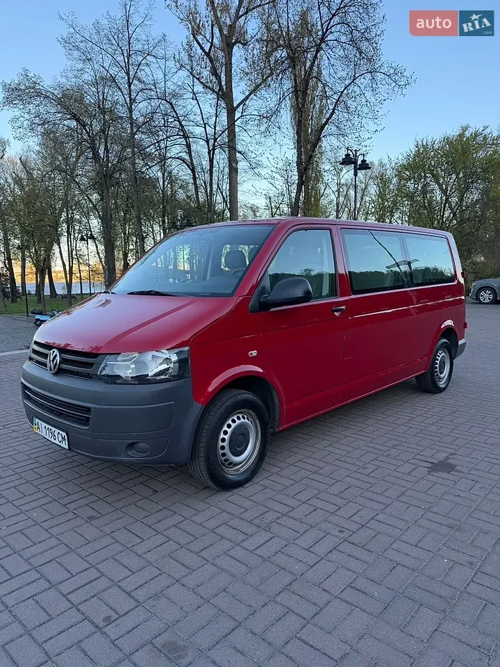 Volkswagen Transporter 2011 photo 2