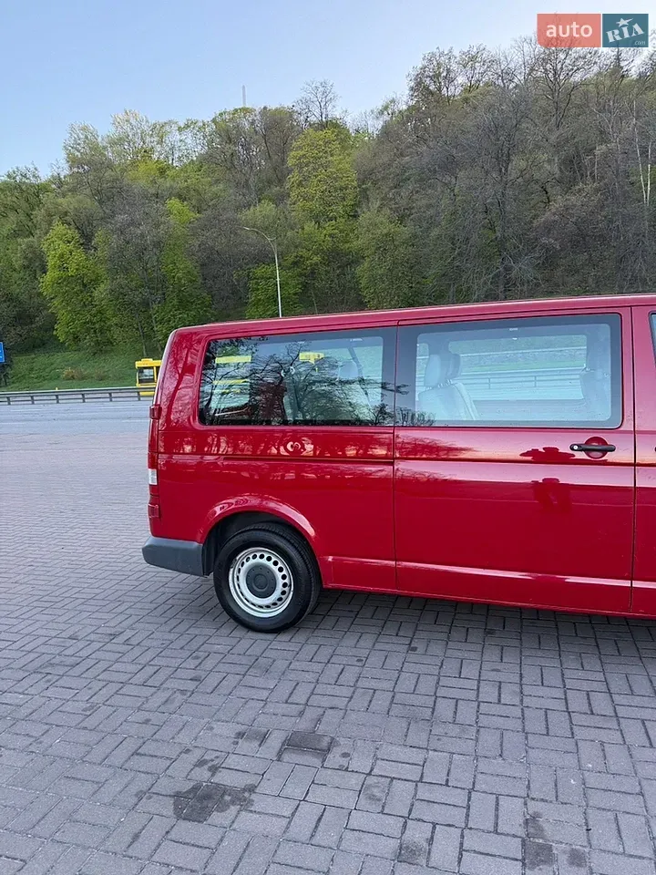 Volkswagen Transporter 2011 photo 5