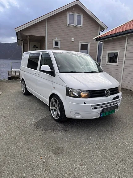 Volkswagen Transporter 2010 photo 3
