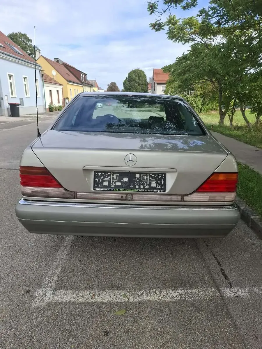 Mercedes-Benz S-Class 1994 photo 3