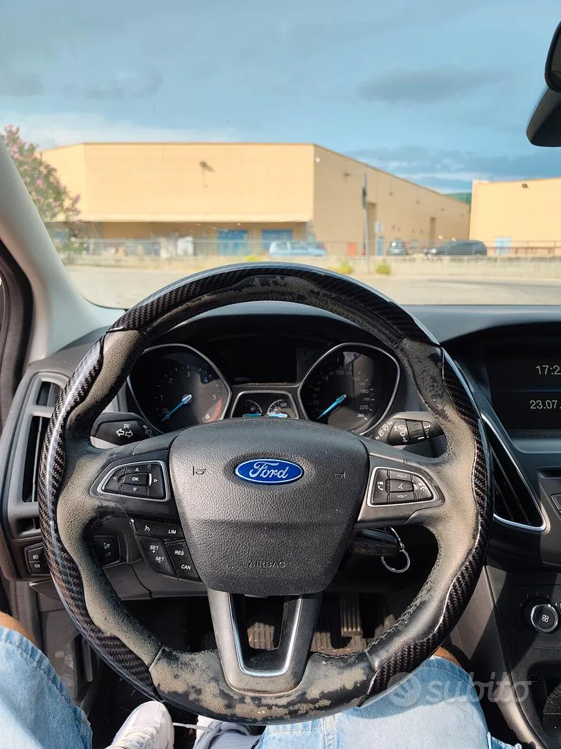 Ford Focus 2014 photo 5