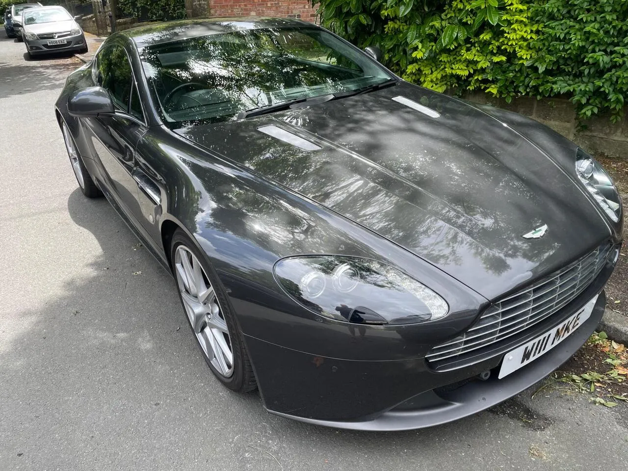Aston Martin Vantage