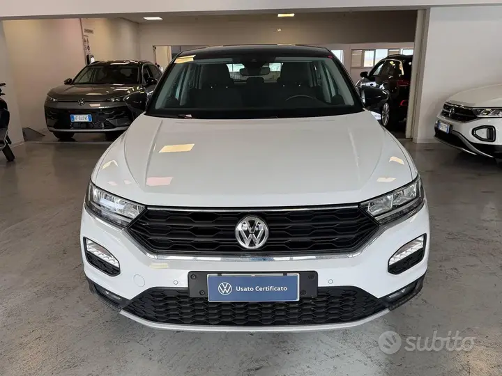 Volkswagen T-Roc 2020 photo 2