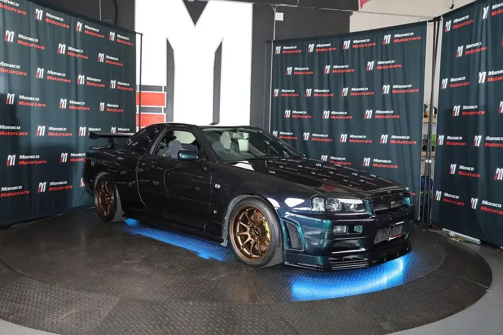 Nissan Skyline 1999 photo 5