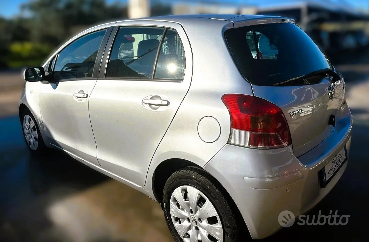 Toyota Yaris 2009 photo 2