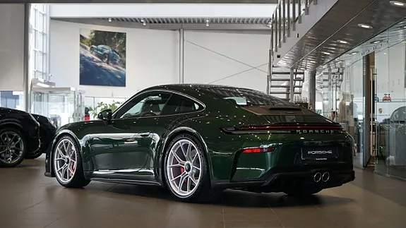 Porsche 911 2026 photo 2
