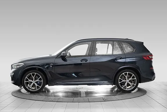 BMW X5 2021 photo 2