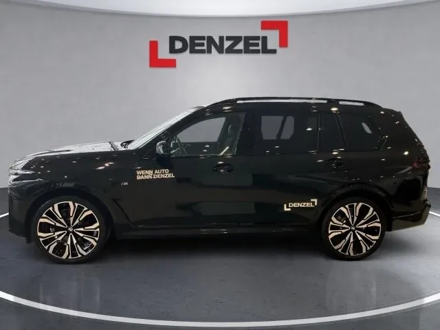 BMW X7 2026 photo 2