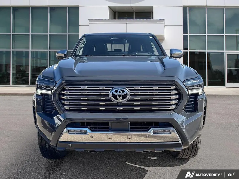 Toyota Tacoma 2025 photo 2