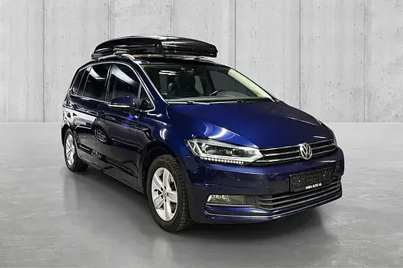 Volkswagen Touran 2018 photo 2