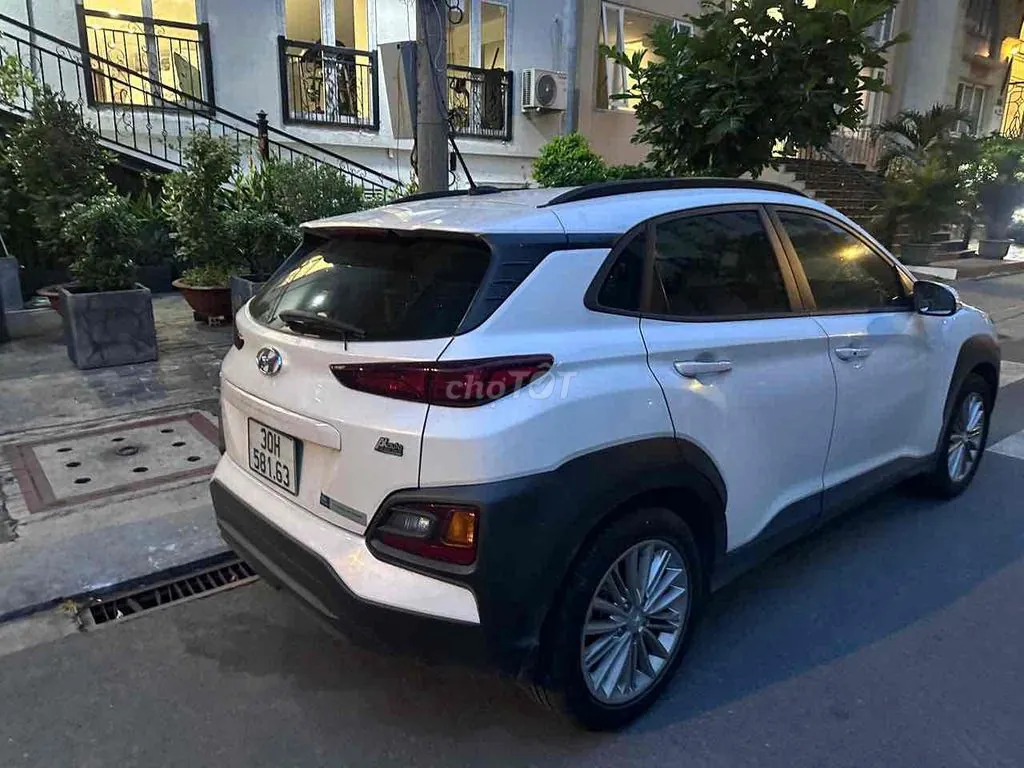 Hyundai Kona 2022 photo 2