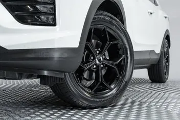 KG Mobility Korando 2022 photo 3