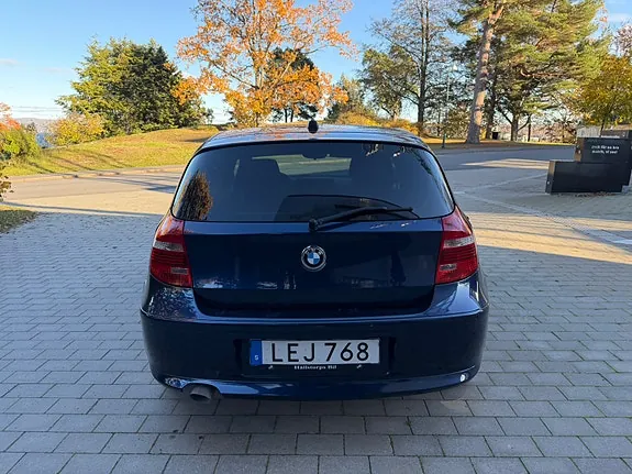 BMW 116D 2011 photo 3