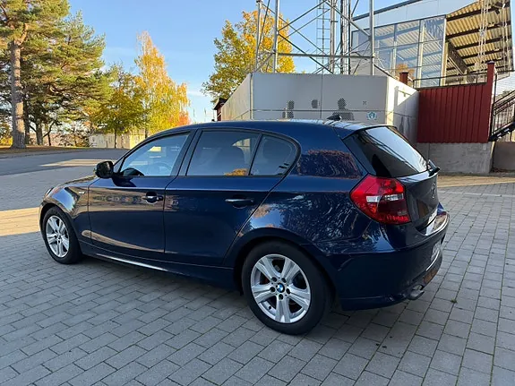 BMW 116D 2011 photo 4