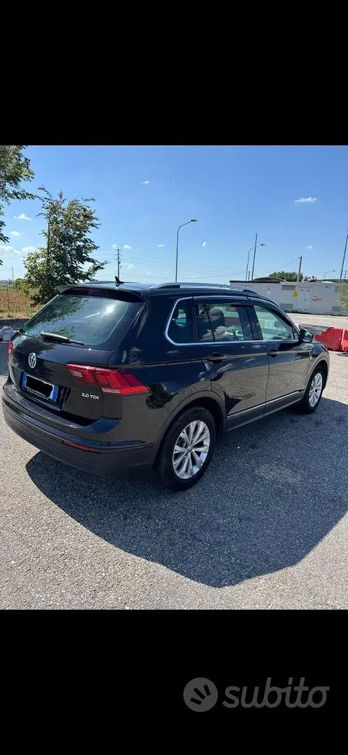 Volkswagen Tiguan 2018 photo 2