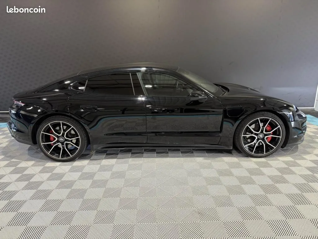 Porsche Taycan 2023 photo 4