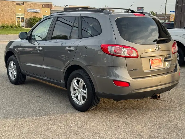 Hyundai Santa Fe 2010 photo 5