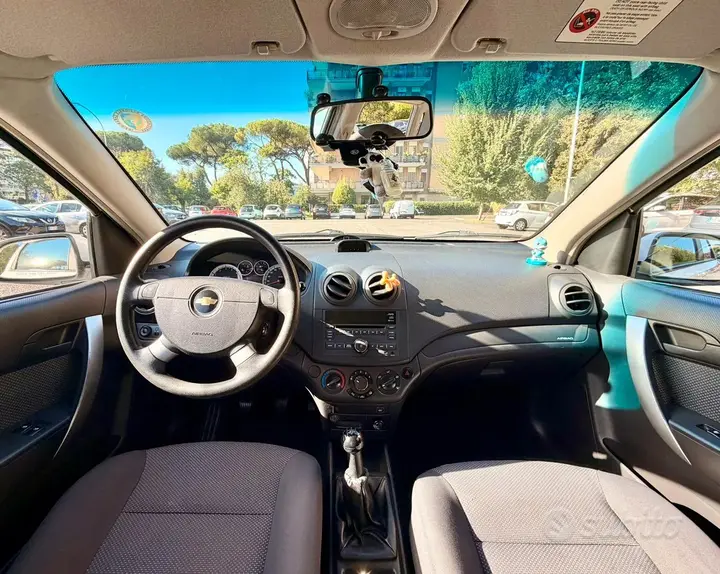 Chevrolet Aveo 2011 photo 5