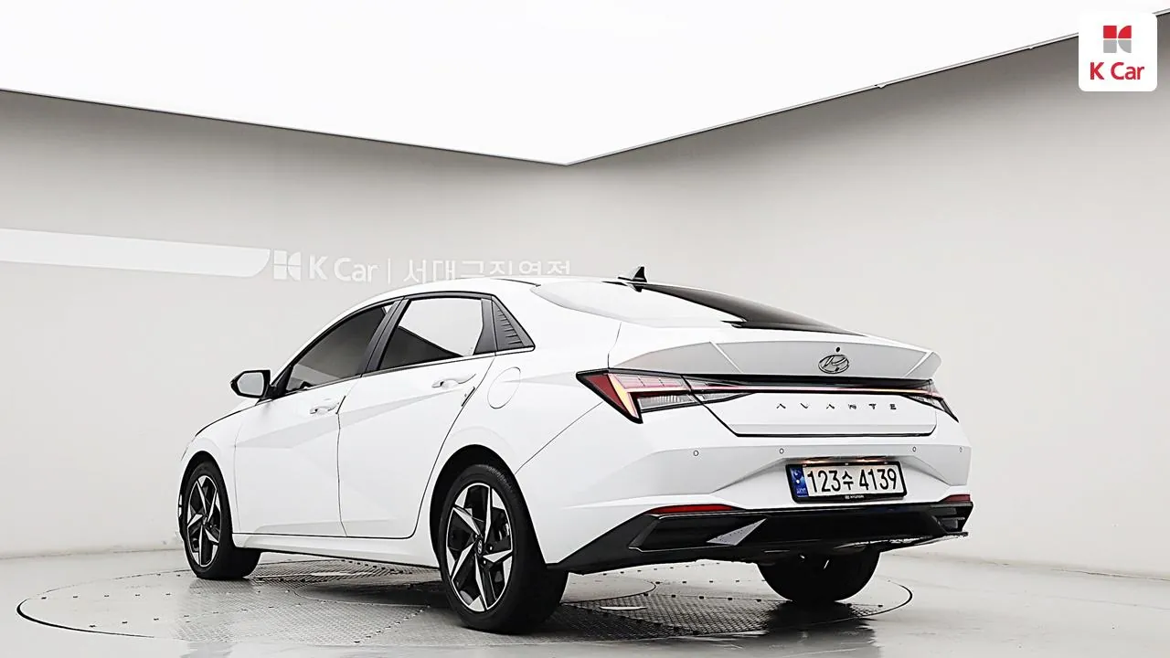 Hyundai Avante 2023 photo 2