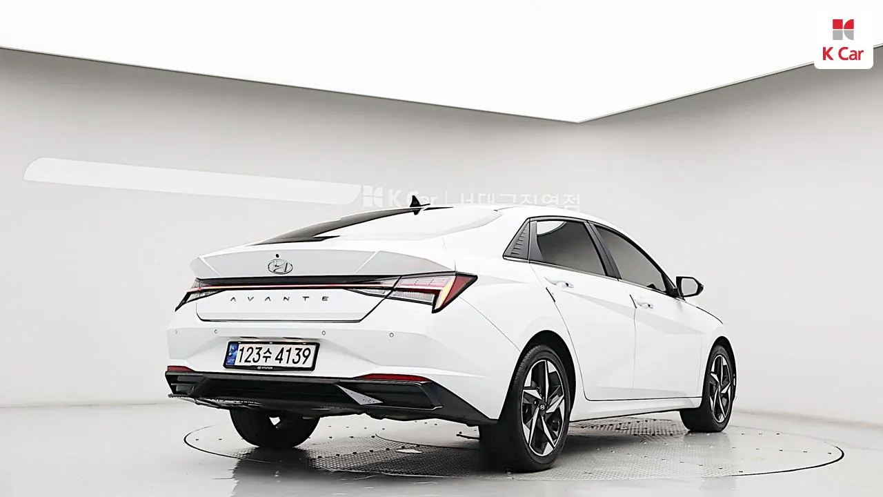 Hyundai Avante 2023 photo 4