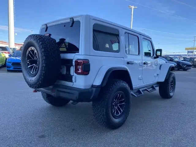 Jeep Wrangler 2025 photo 5