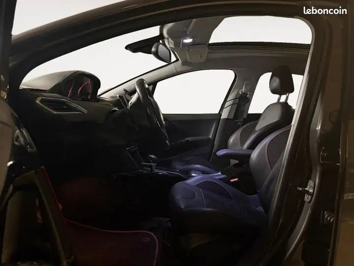 Peugeot 2008 2018 photo 2