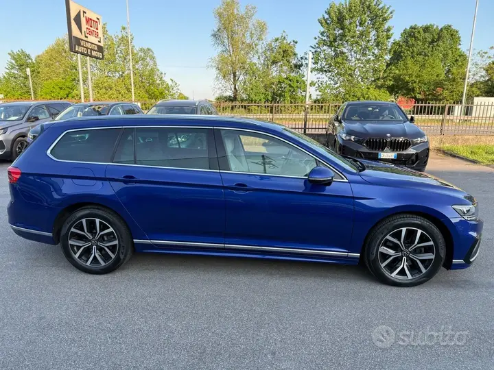 Volkswagen Passat 2022 photo 5