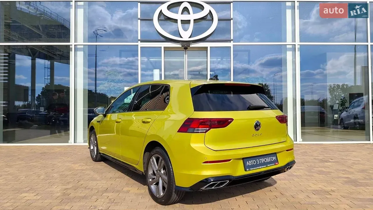 Volkswagen Golf 2021 photo 2