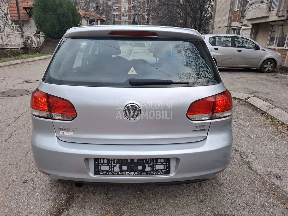 Volkswagen Golf 2009 photo 4