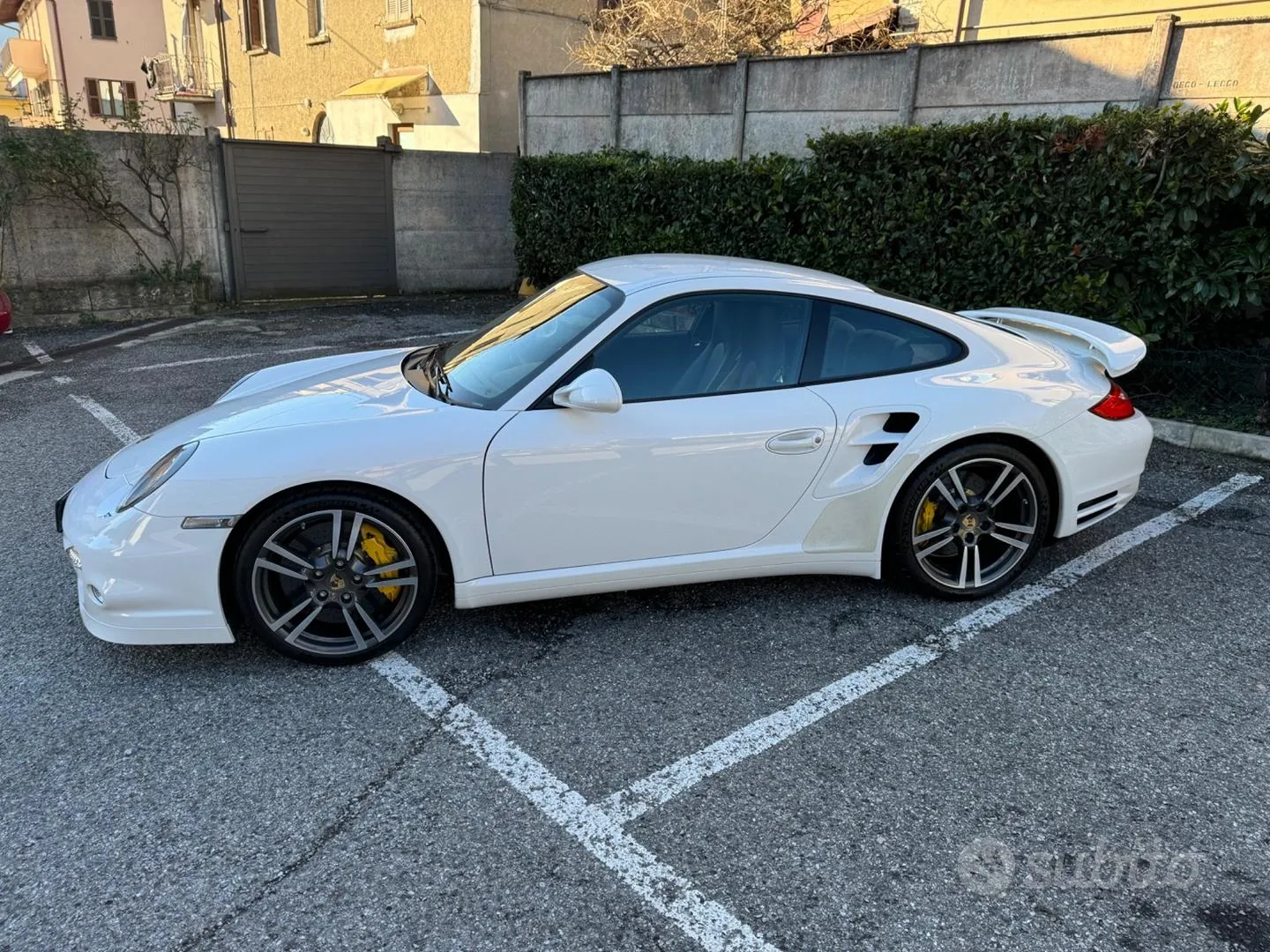 Porsche 911 2011 photo 3