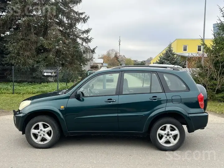Toyota Rav4 2002 photo 2