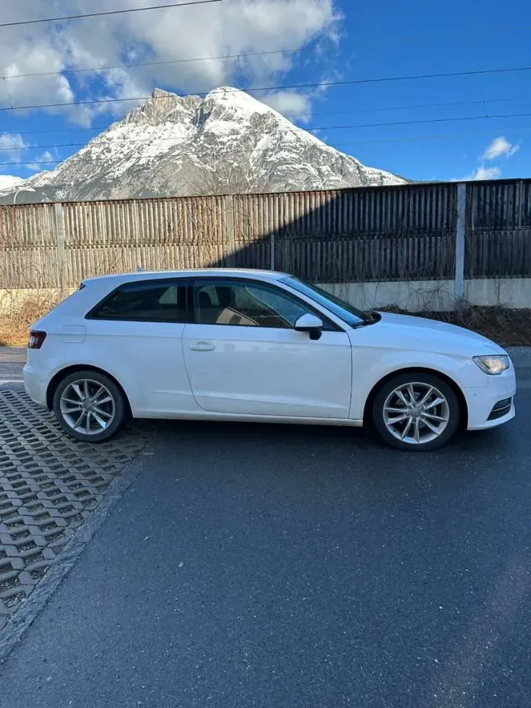 Audi A3 2016 photo 3