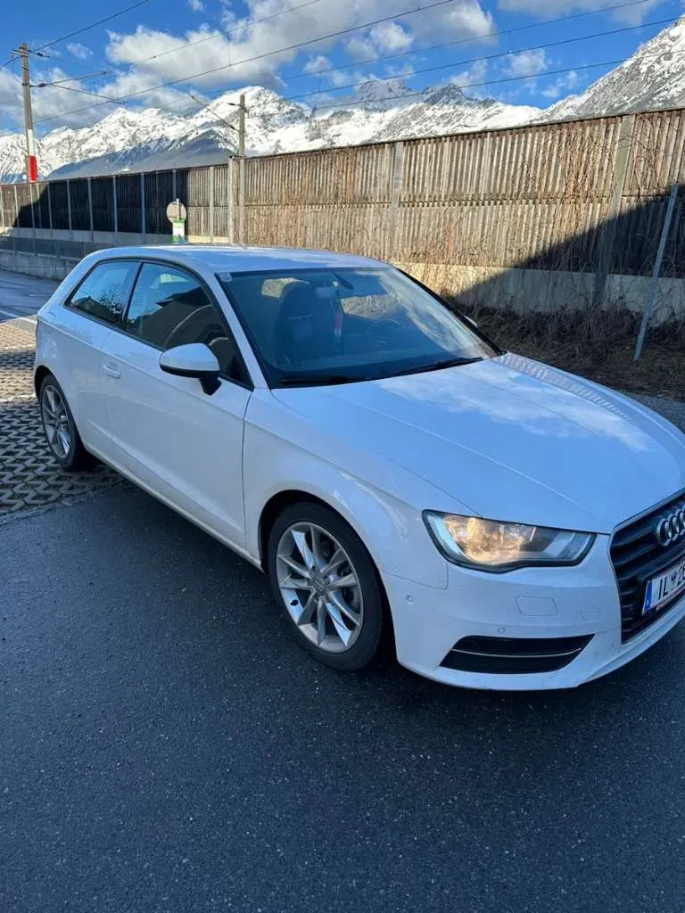 Audi A3 2016 photo 2