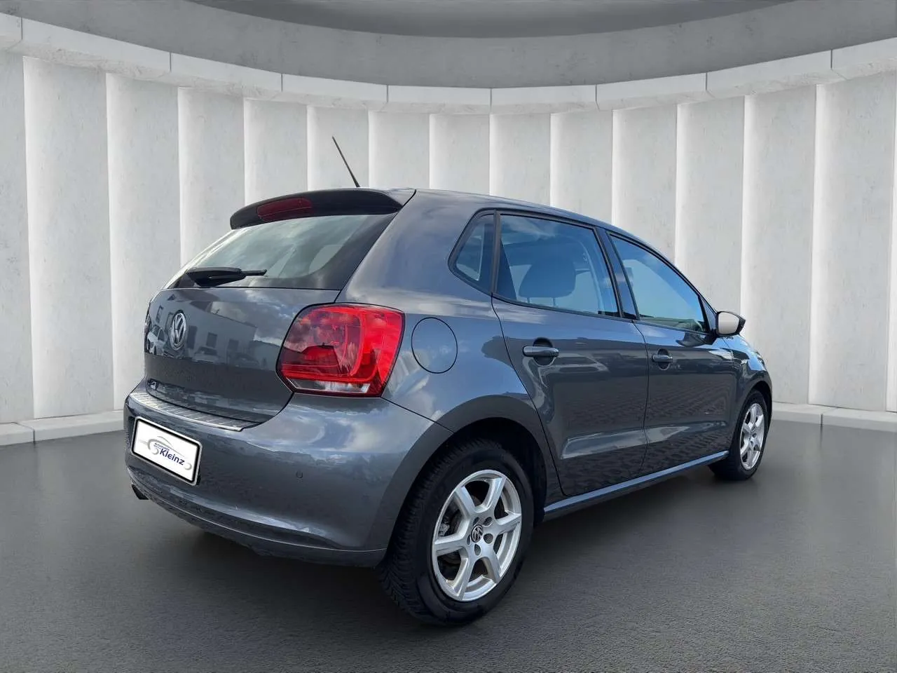 Volkswagen Polo 2012 photo 3