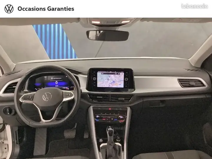 Volkswagen T-Roc 2023 photo 3