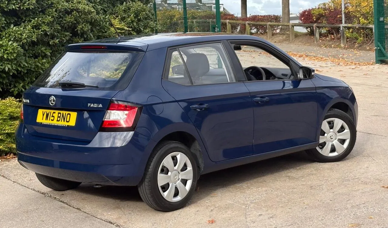 Skoda Fabia 2015 photo 3