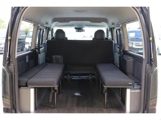 Toyota Hiace 2018 photo 5