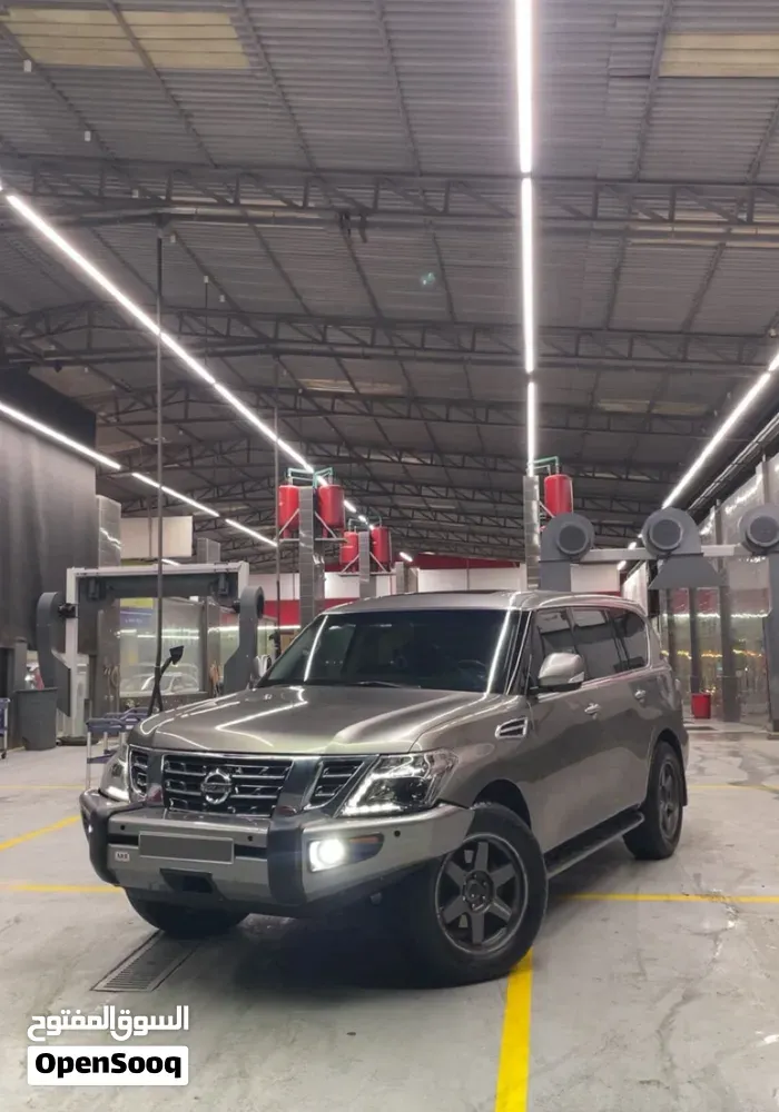 Nissan Patrol 2012 photo 2