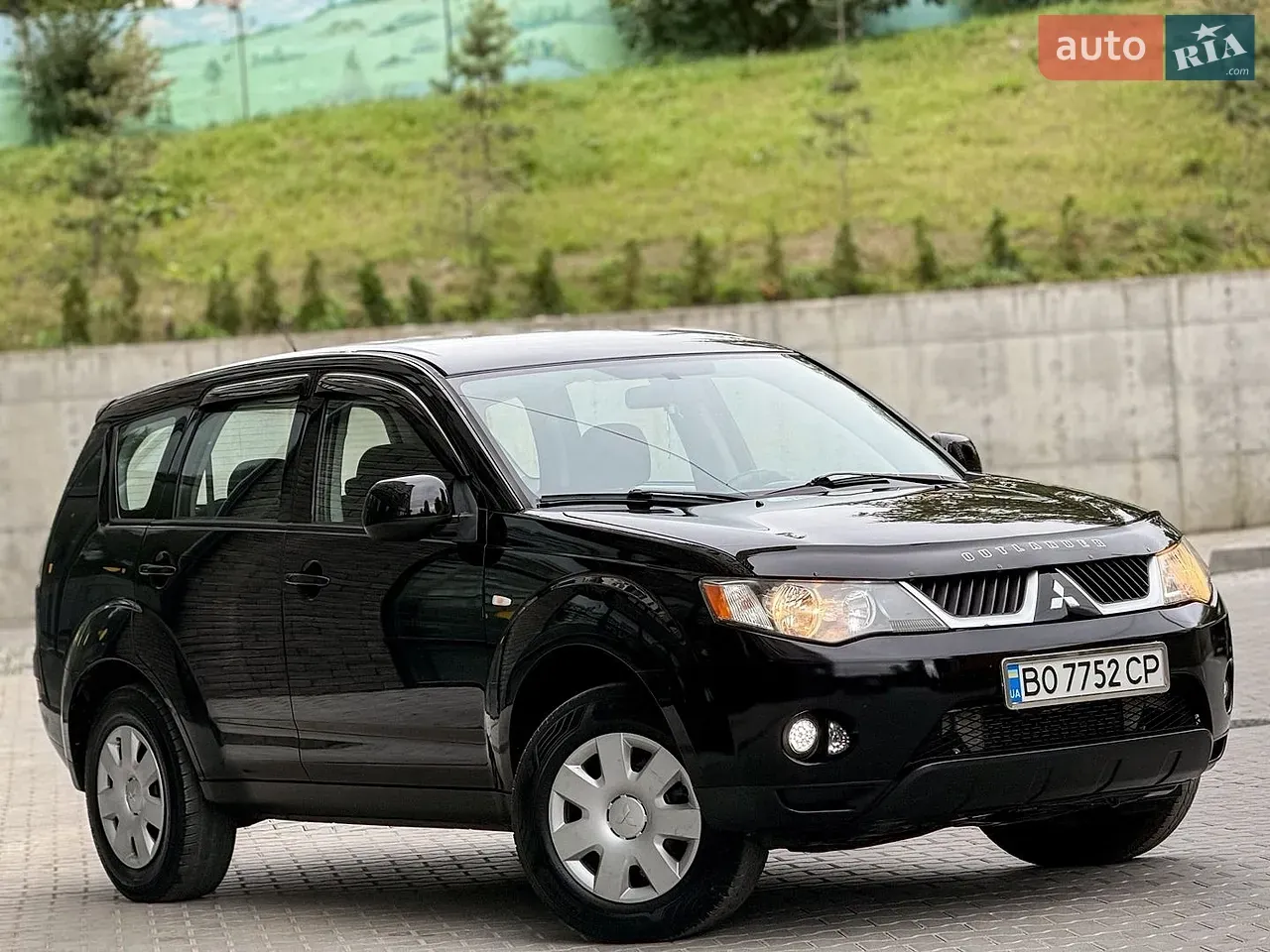 Mitsubishi Outlander Xl 2008 photo 5